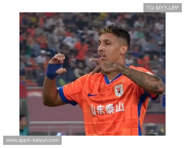 山东泰山外援克雷桑帽子戏法,展现全能前锋价值 山东泰山外援克雷桑帽子戏法,展现全能前锋价值