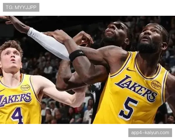 雷霆vs湖人,西部榜首挑战状态正佳的紫金军团